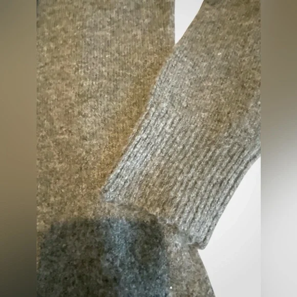 Dillards Westbound oversize Dark grey hoodie sweater high low hem NWT size S. - Picture 3 of 9